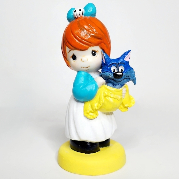 Elmyra Duff & Furball Looney Toon Altered Moment Figurine